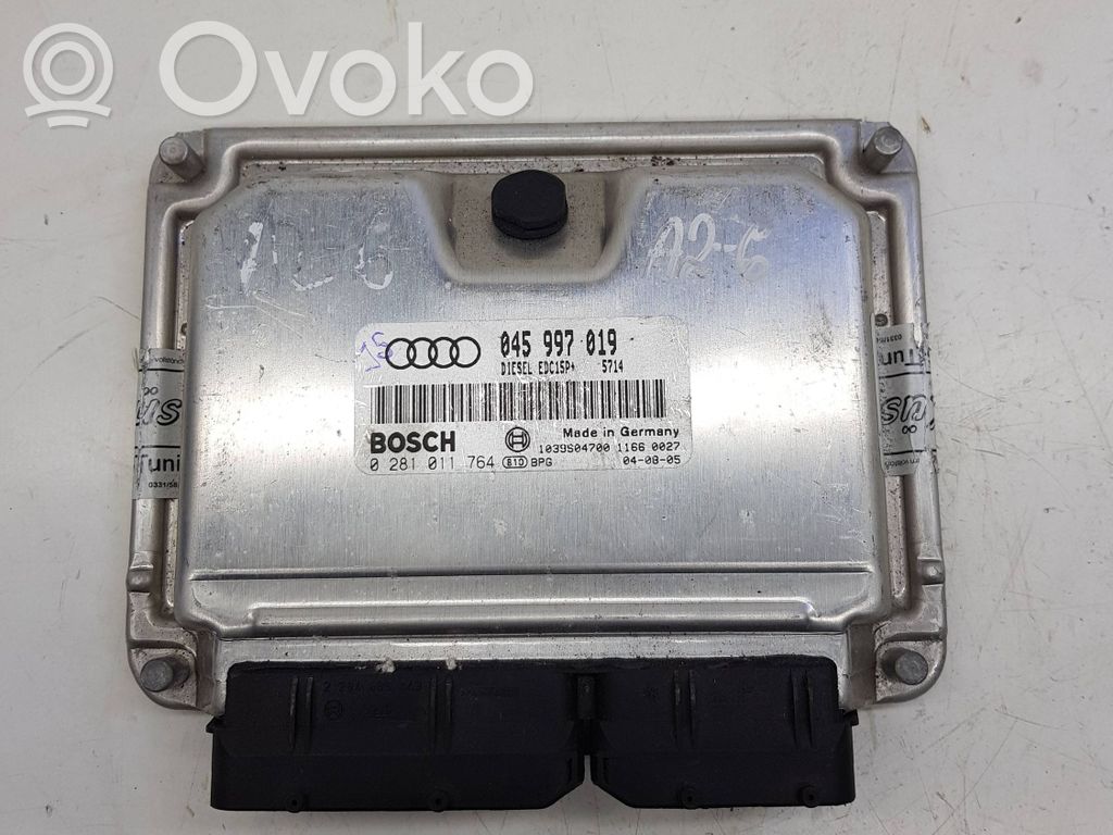 Unidad de control/módulo del motor   045997019,0281011764