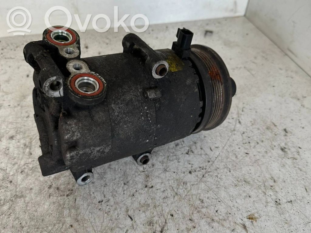 Volvo V50 Air conditioning (A/C) compressor (pump) 