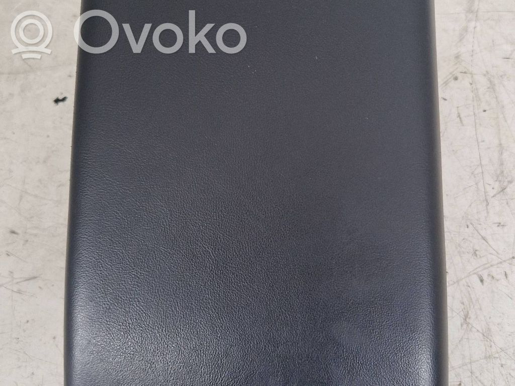 Volvo V70 Armrest 