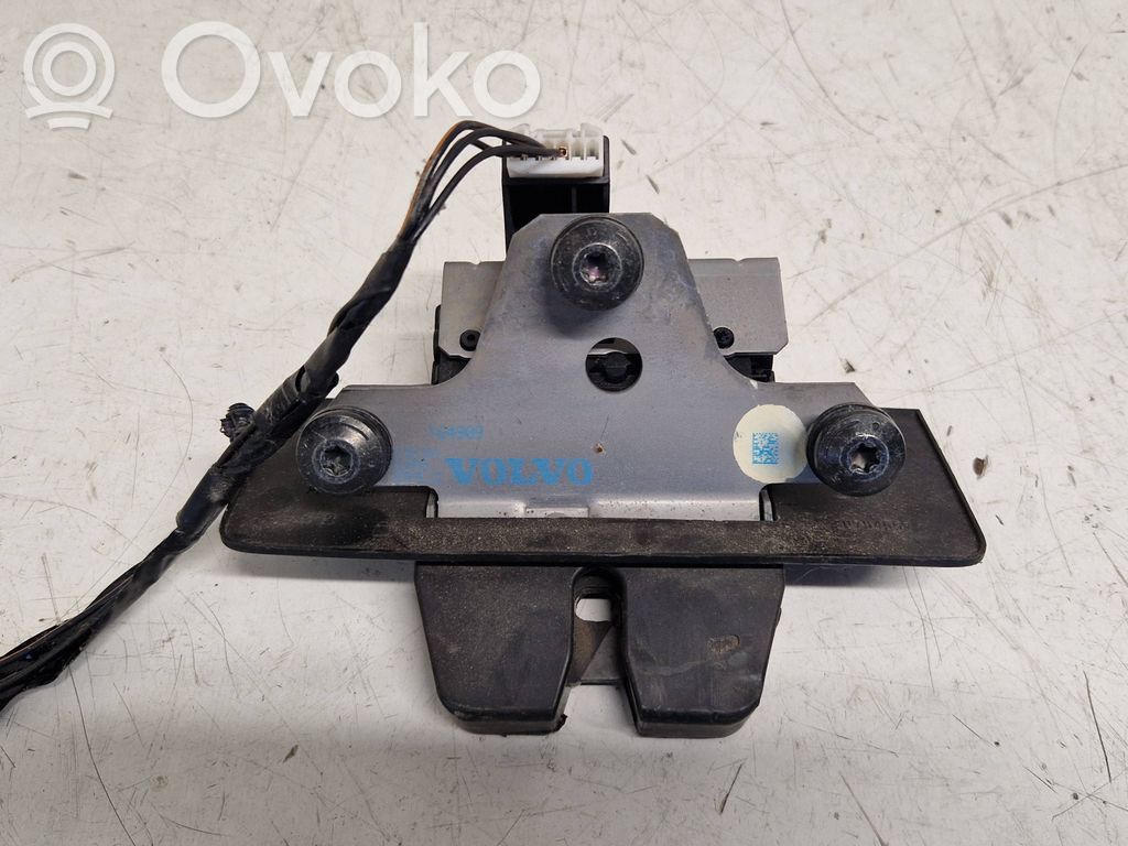 Loading door lock