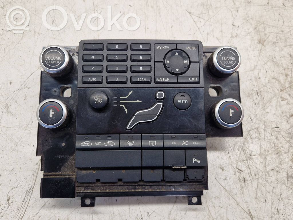 Volvo V70 Climate control unit 