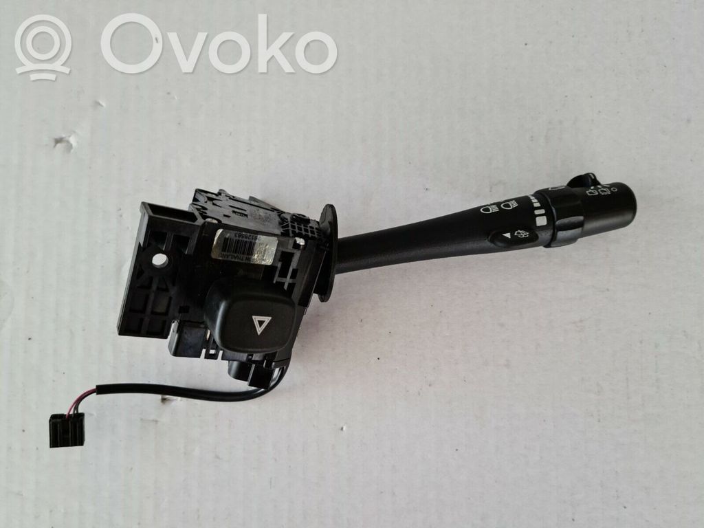 Pyyhkijän vipu   26128583