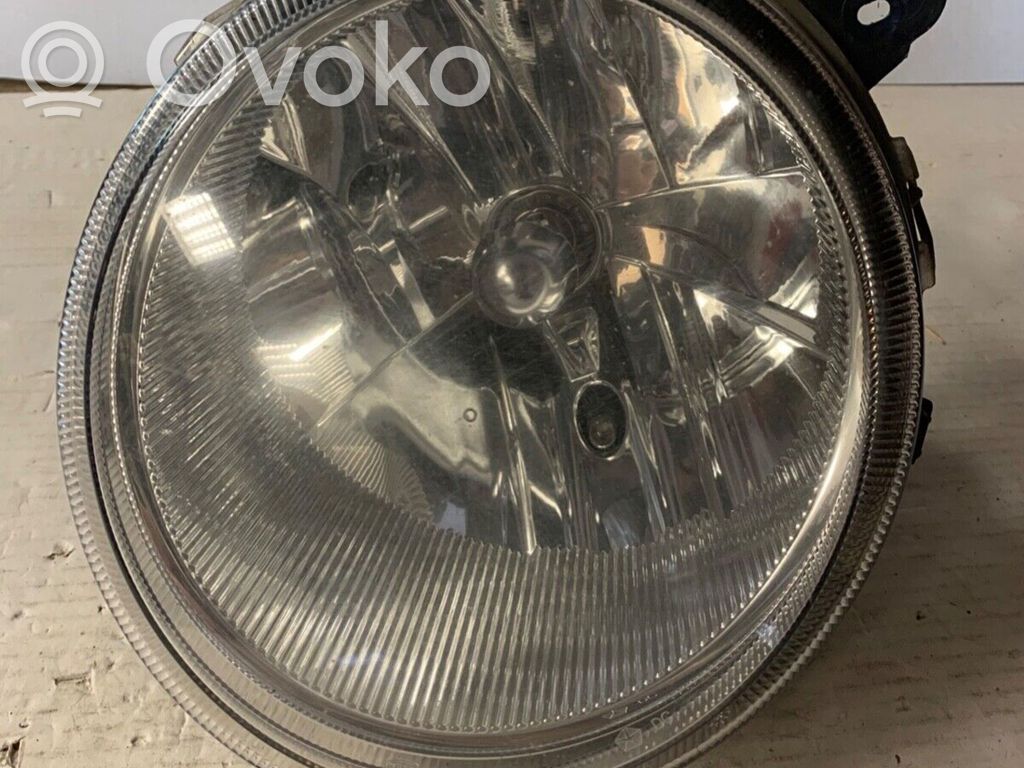 Priekšējais lukturis   05303875