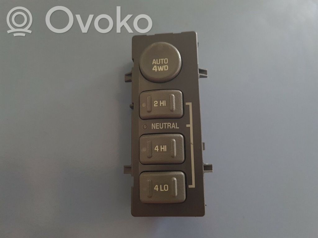 Chevrolet Silverado Differential lock switch 