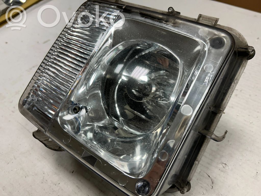 Cadillac SRX Miglas lukturis priekšā 
