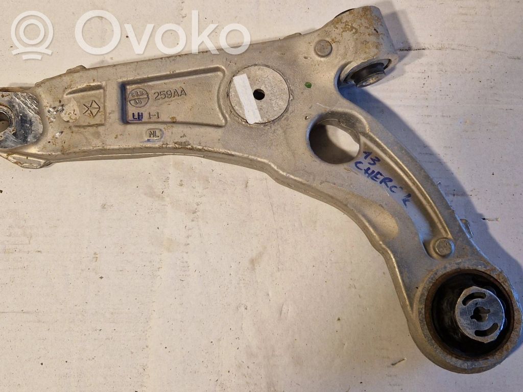 Jeep Cherokee Рычаг 