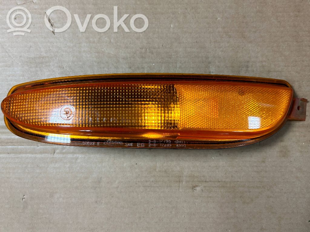 Chrysler 300M Front bumper turn signal 