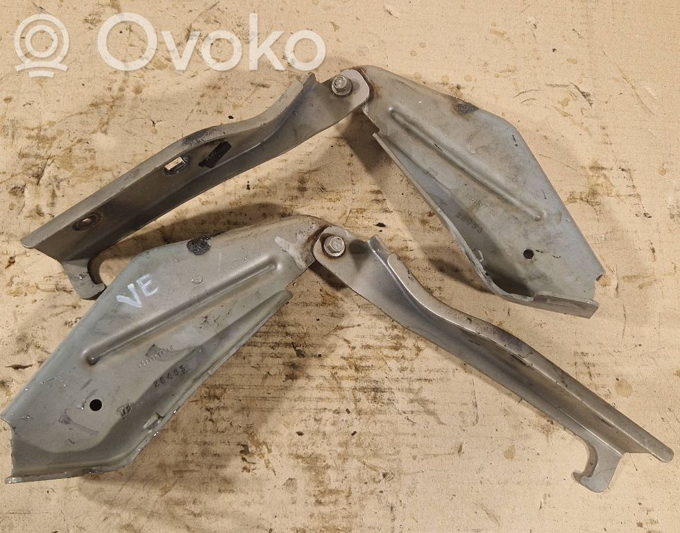 Cadillac SRX Engine bonnet/hood hinges 
