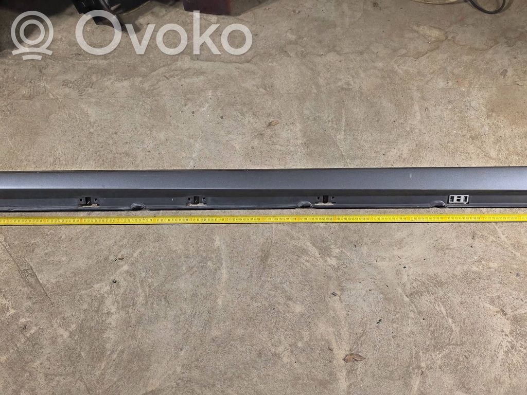 Cadillac DTS Sottoporta 