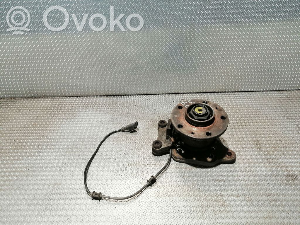Cubo de rueda delantera