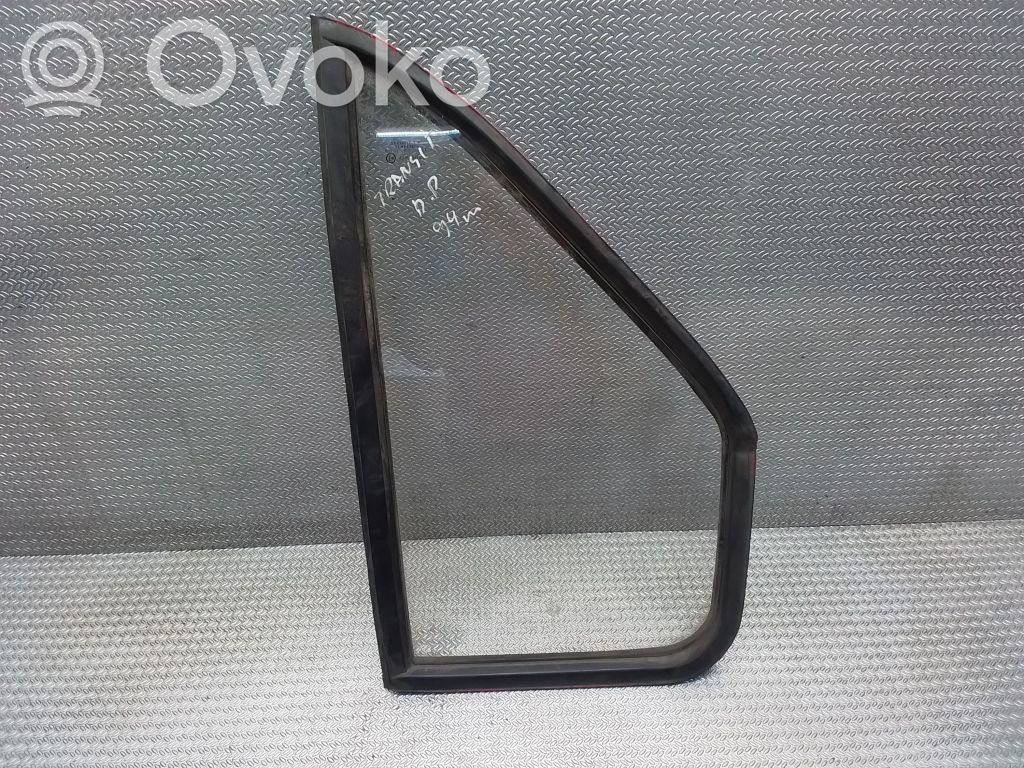 Ford Transit Front door vent window glass four-door 