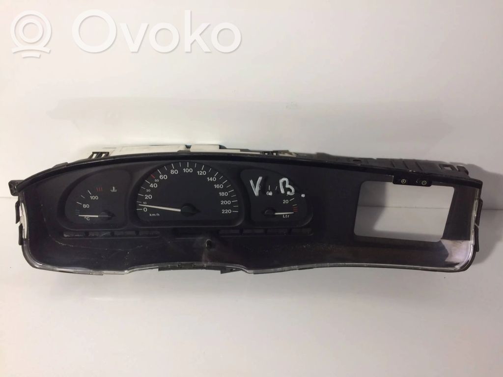 Opel Vectra B Speedometer (instrument cluster) 