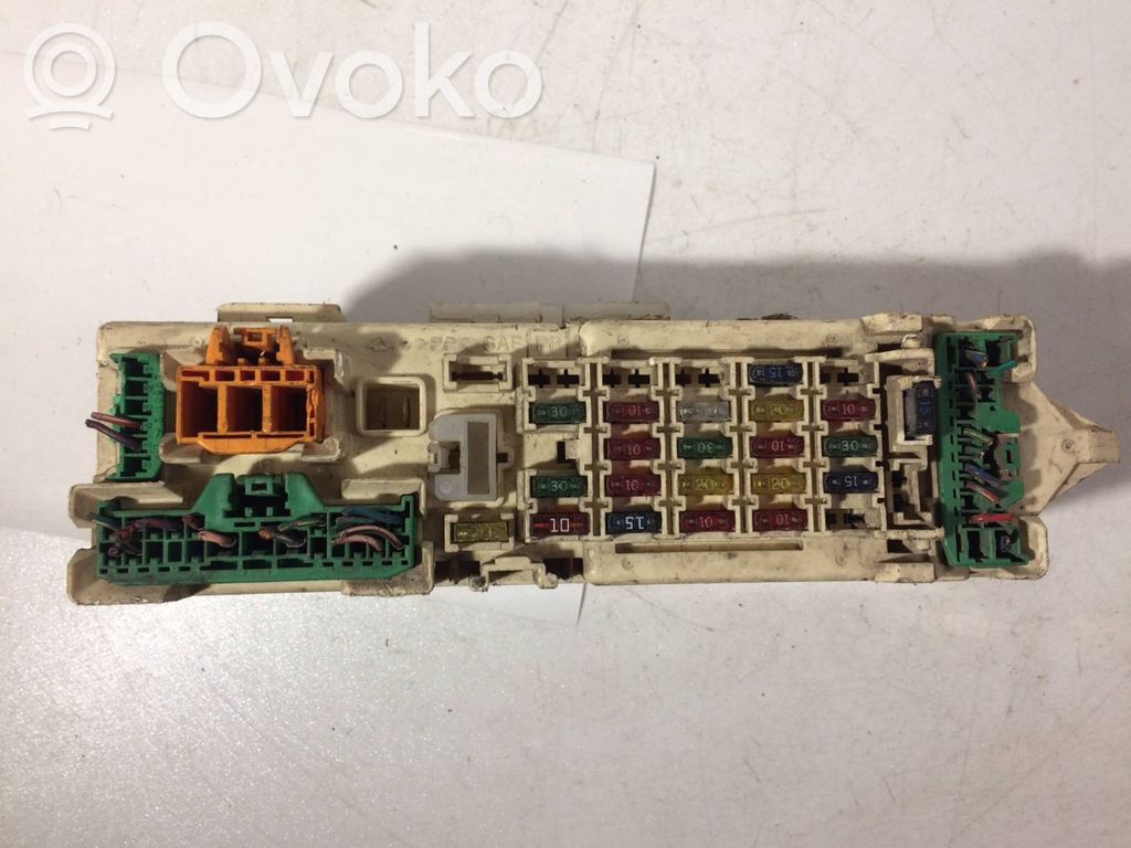 Mazda Xedos 6 Fuse module 