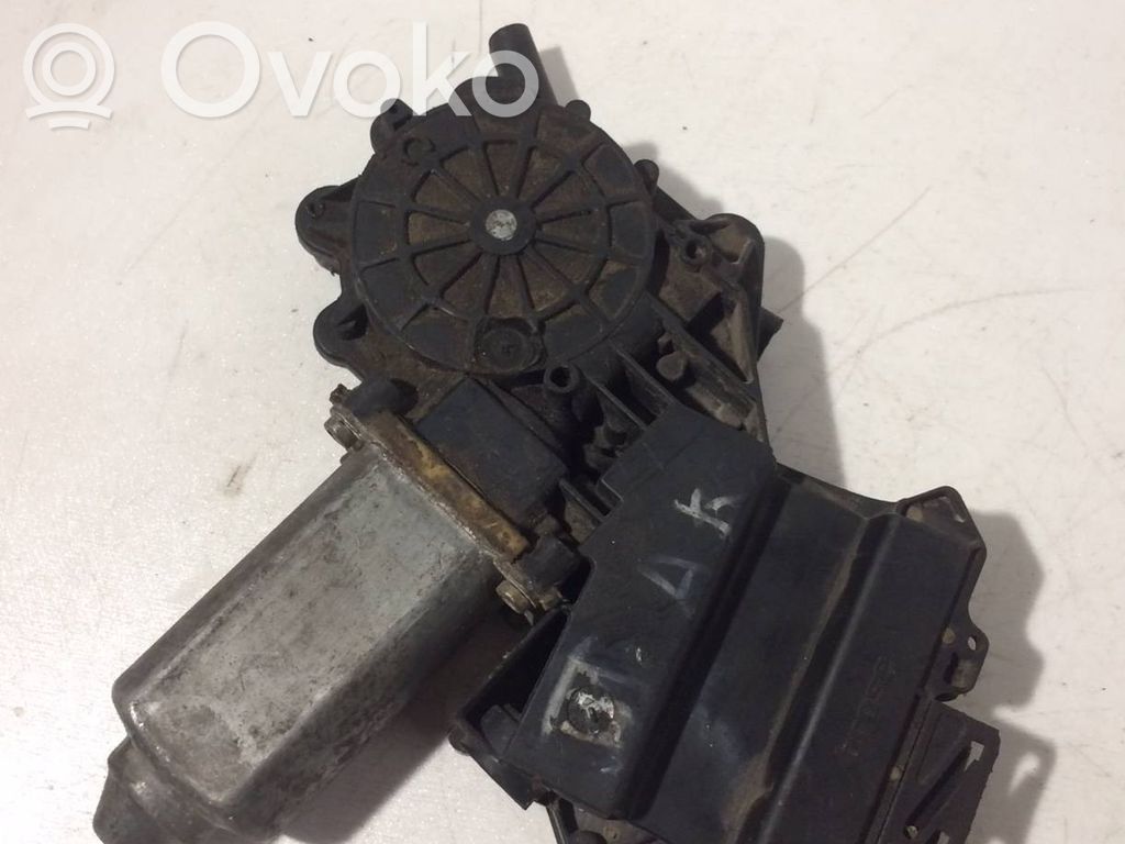 Volkswagen Golf III El. Lango pakėlimo mechanizmo komplektas 