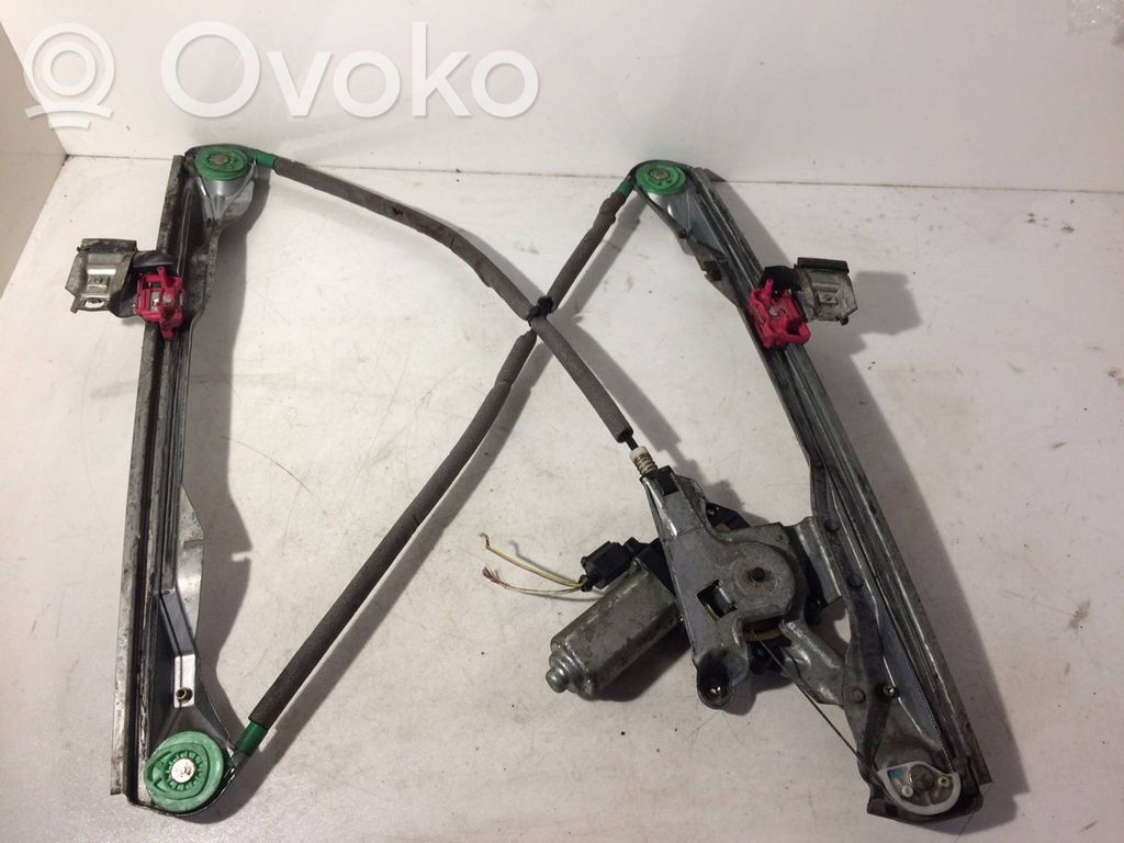 Ford Focus Front door window regulator with motor 