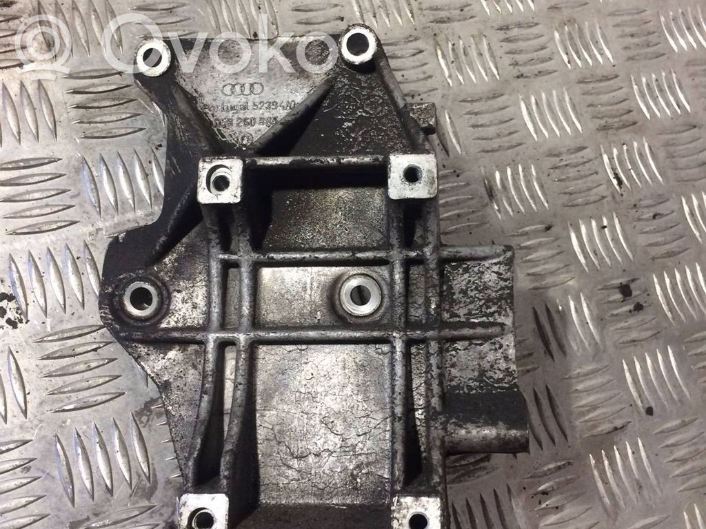 Audi A8 S8 D2 4D A/C compressor mount bracket 
