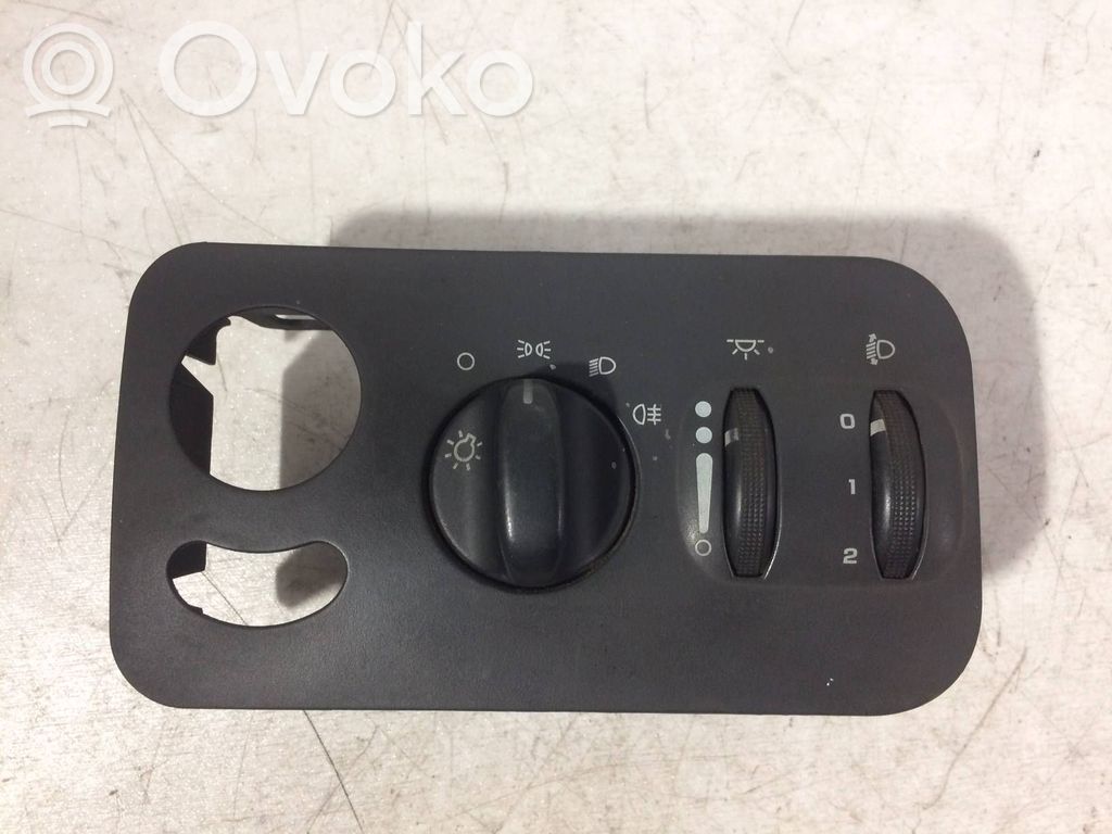 Chrysler Voyager Light switch 