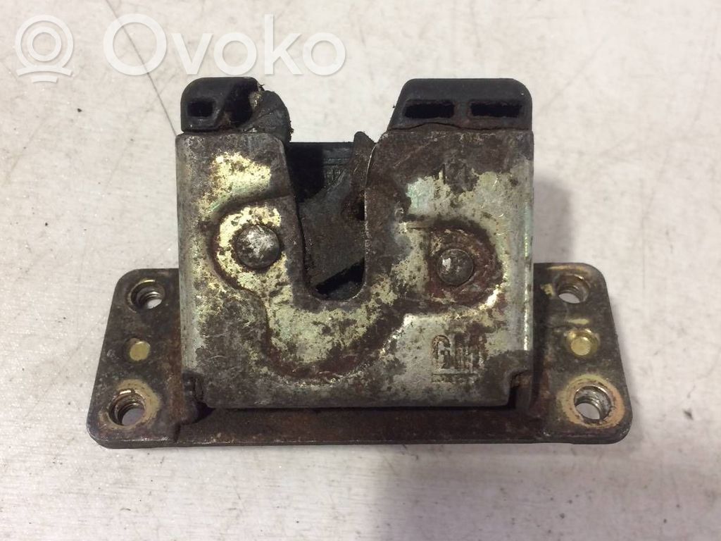 Tailgate/trunk/boot lock/catch/latch