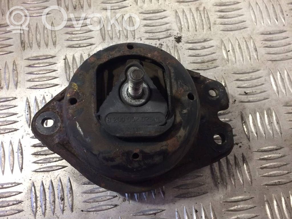 Renault Laguna II Engine mount bracket 
