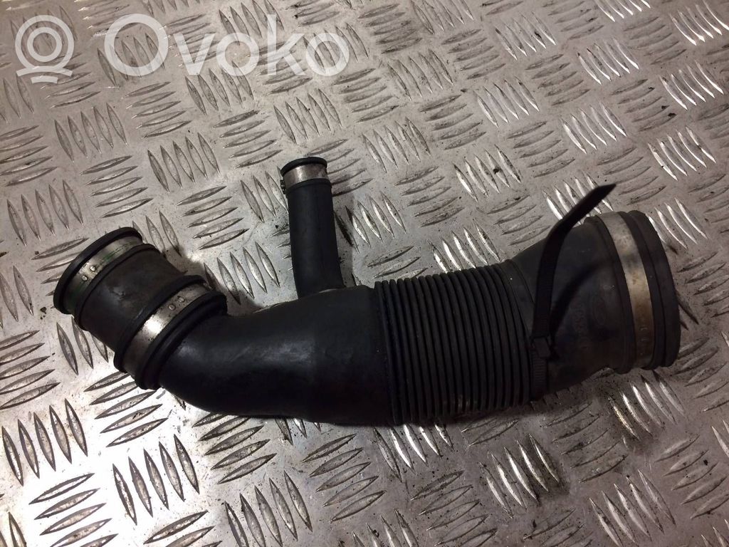 Ford Mondeo Mk III Conductă/furtun admisie aer 