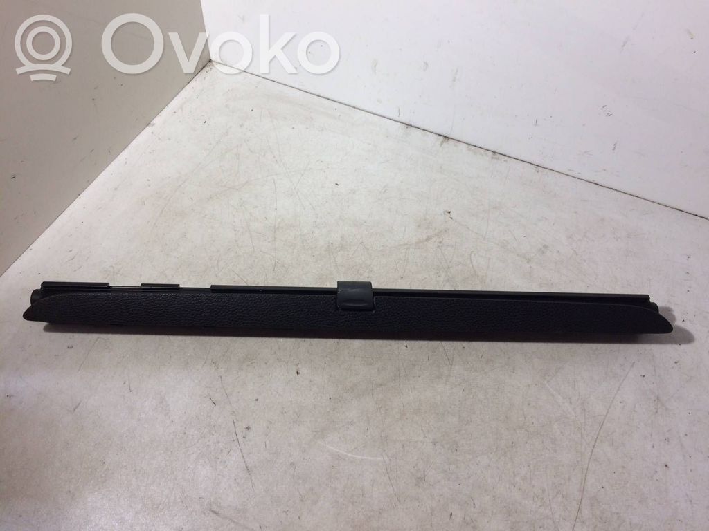 Volkswagen PASSAT B6 Zasłona przeciwsłoneczna / Zasłona szyby drzwi tylnych 