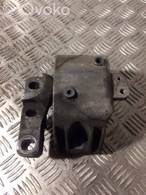 Volkswagen Transporter - Caravelle T5 Engine mount bracket 