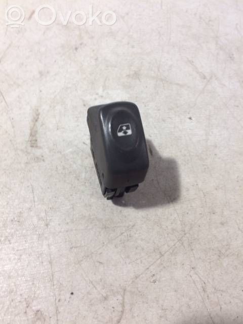 Renault Scenic I Electric window control switch 