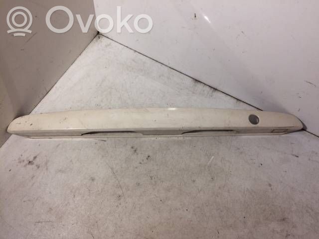 Mazda 323 Éclairage de plaque d'immatriculation 