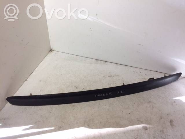 Ford Focus Trunk door license plate light bar 