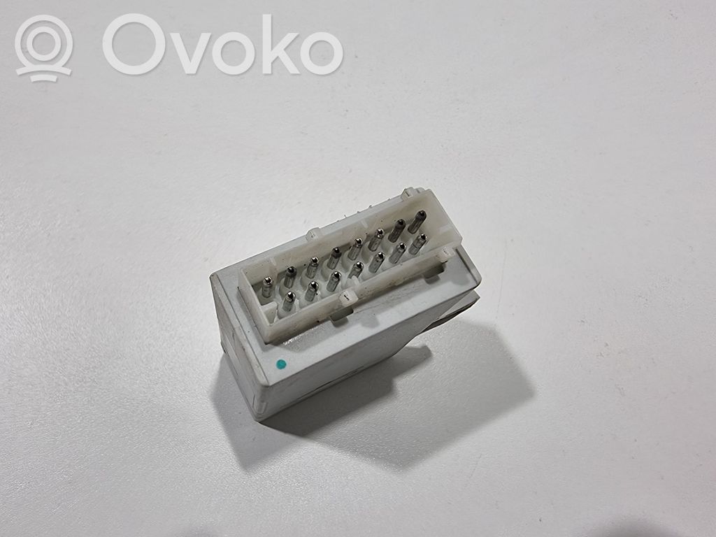 BMW 7 E65 E66 Unidad de control/módulo del maletero/compartimiento de carga 
