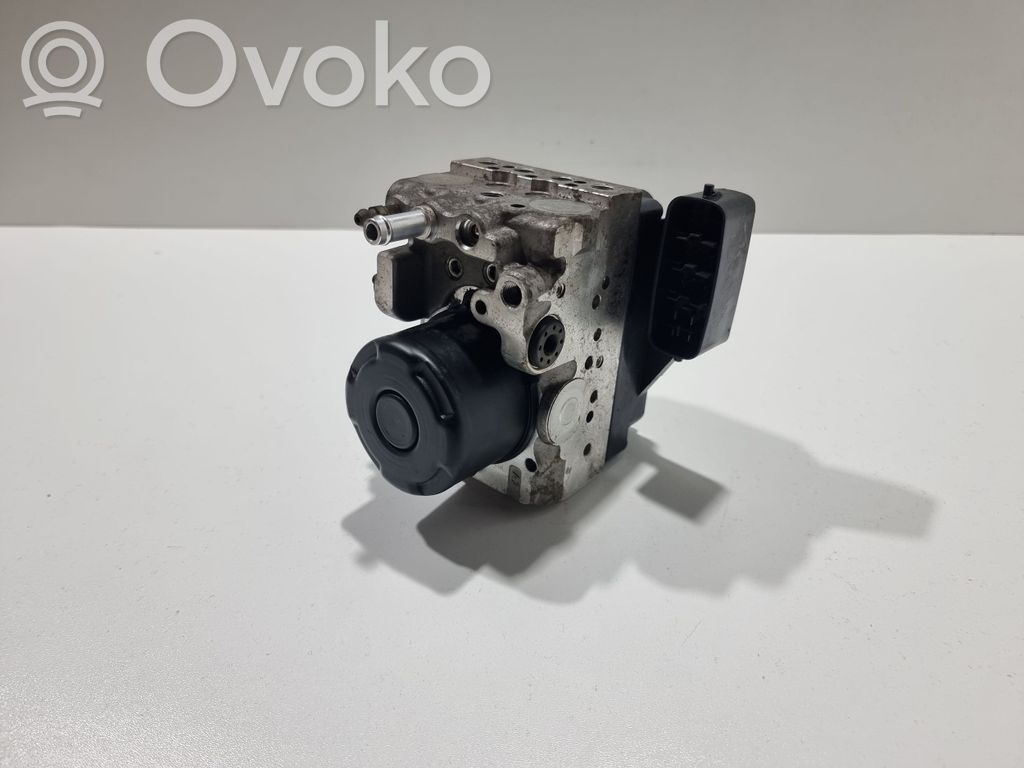 Lexus IS 200-300 Bomba de ABS 