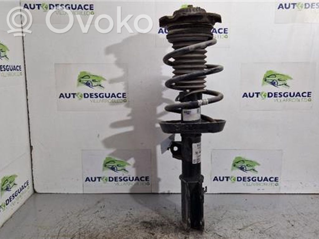 Opel Astra J Priekšpusē amortizators 