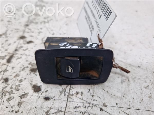 Electric window control switch   3424602