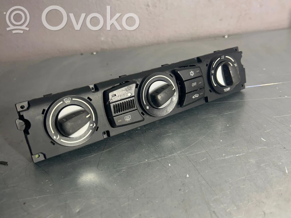 BMW 5 E60 E61 Climate control unit 
