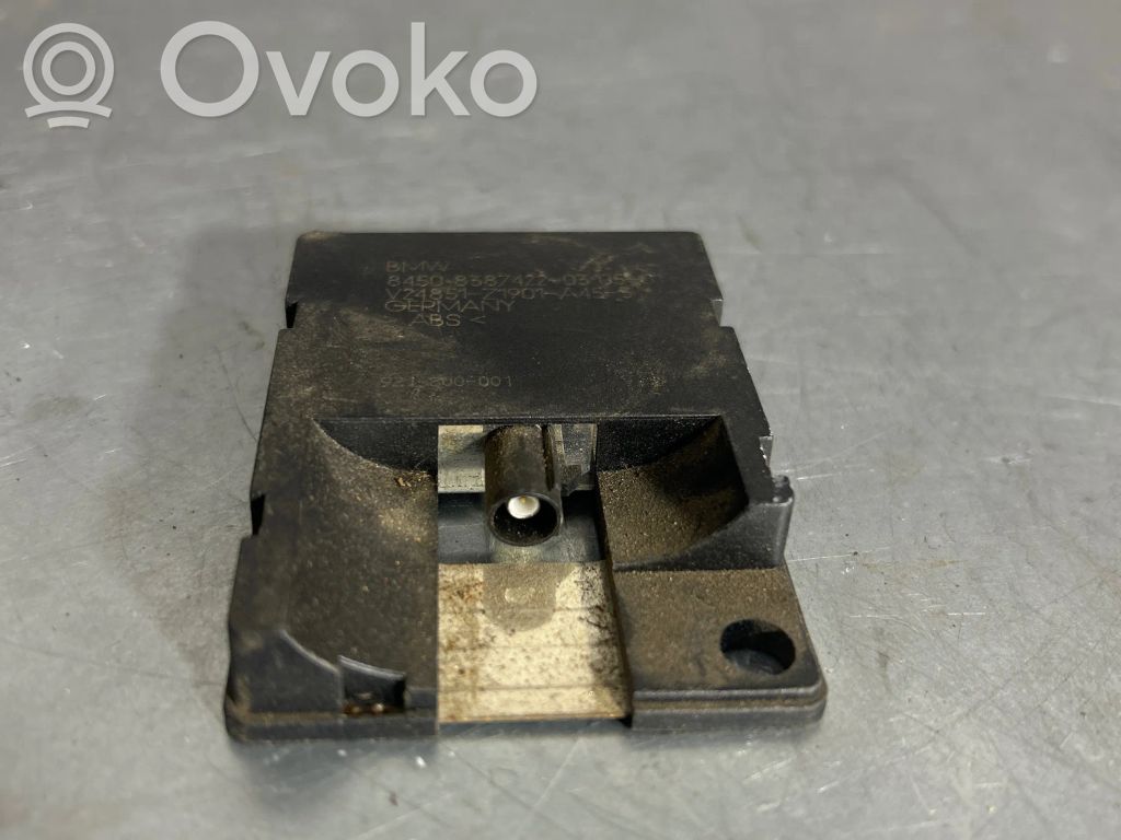 BMW 7 E65 E66 Antenos stiprintuvas 