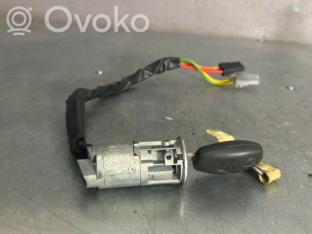 Renault Kangoo I Užvedimo spynelė 