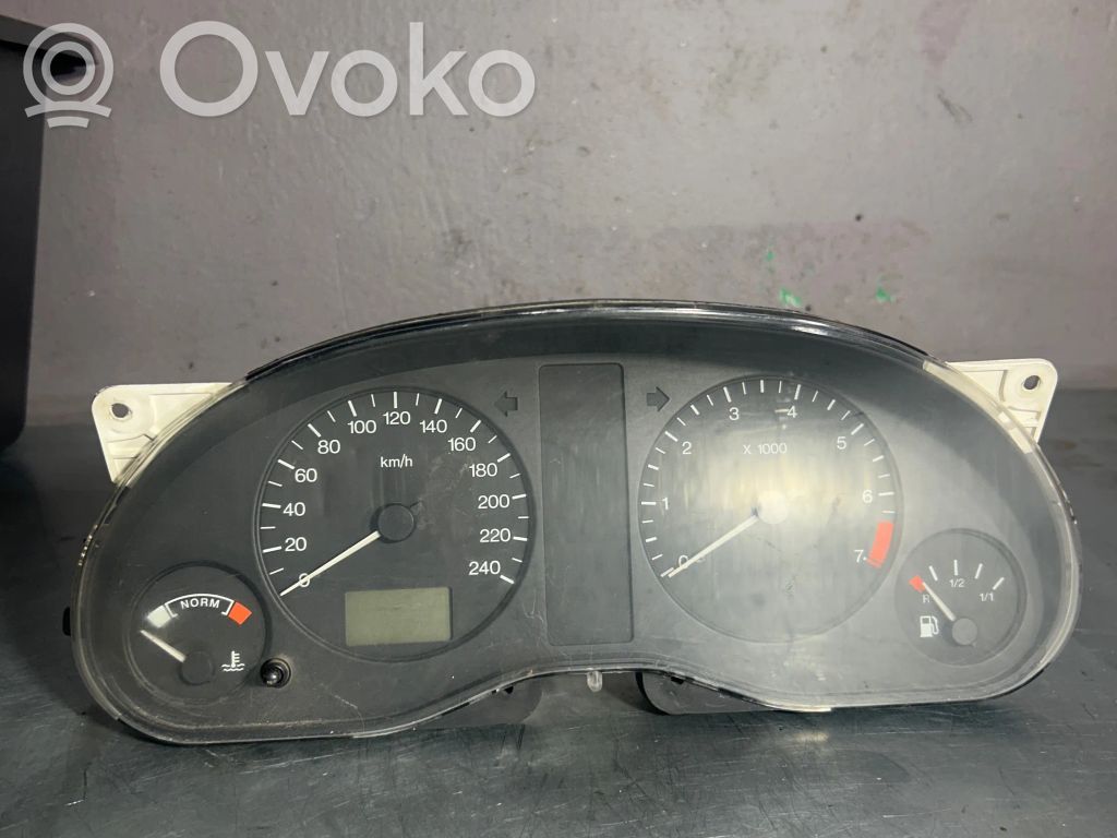Volkswagen Sharan Speedometer (instrument cluster) 