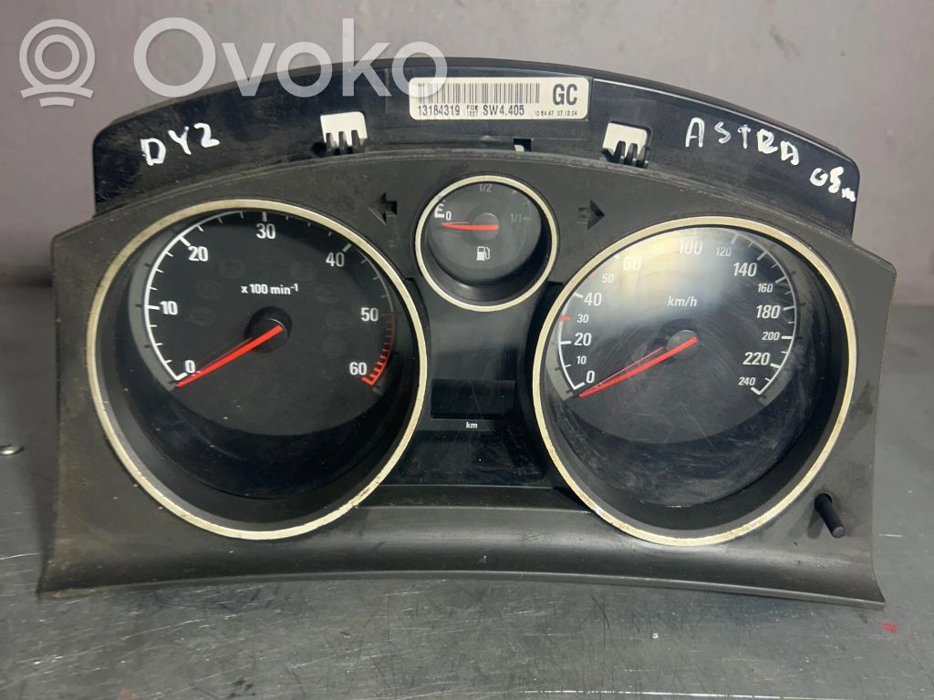 Opel Zafira B Speedometer (instrument cluster) 