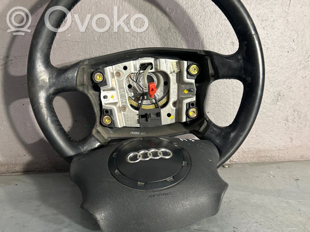 Audi A3 S3 8L Ohjauspyörä 