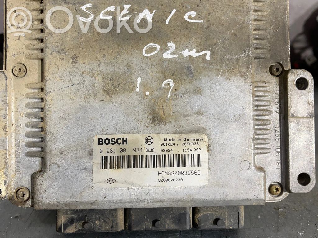Engine control unit/module   8200078730,28FM0231,0281001934