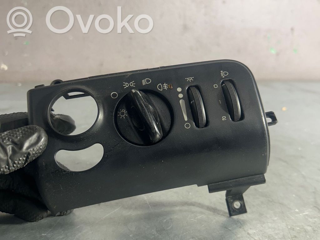 Chrysler Voyager Light switch 
