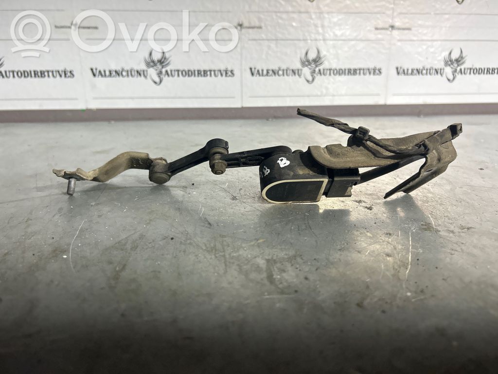 Mercedes-Benz B W246 W242 Galinės pakabos aukščio daviklis 
