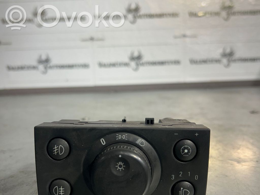 Opel Vectra C Light switch 