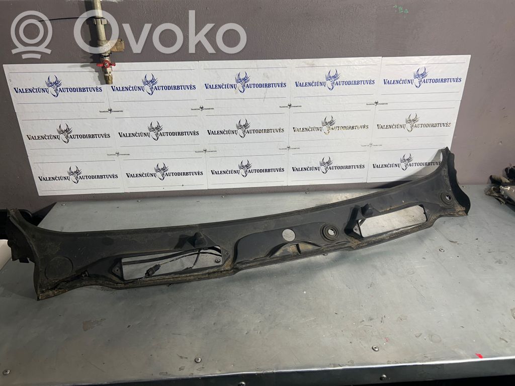 BMW 3 E90 E91 Wiper trim 
