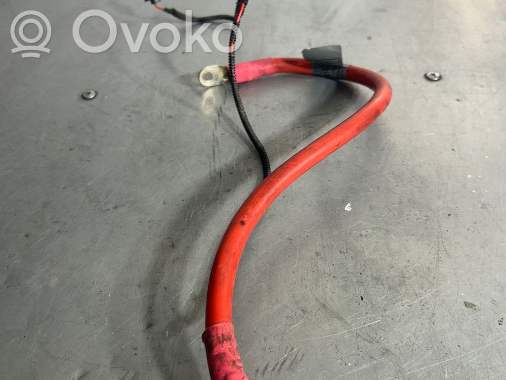 BMW 5 E60 E61 Positive cable (battery) 