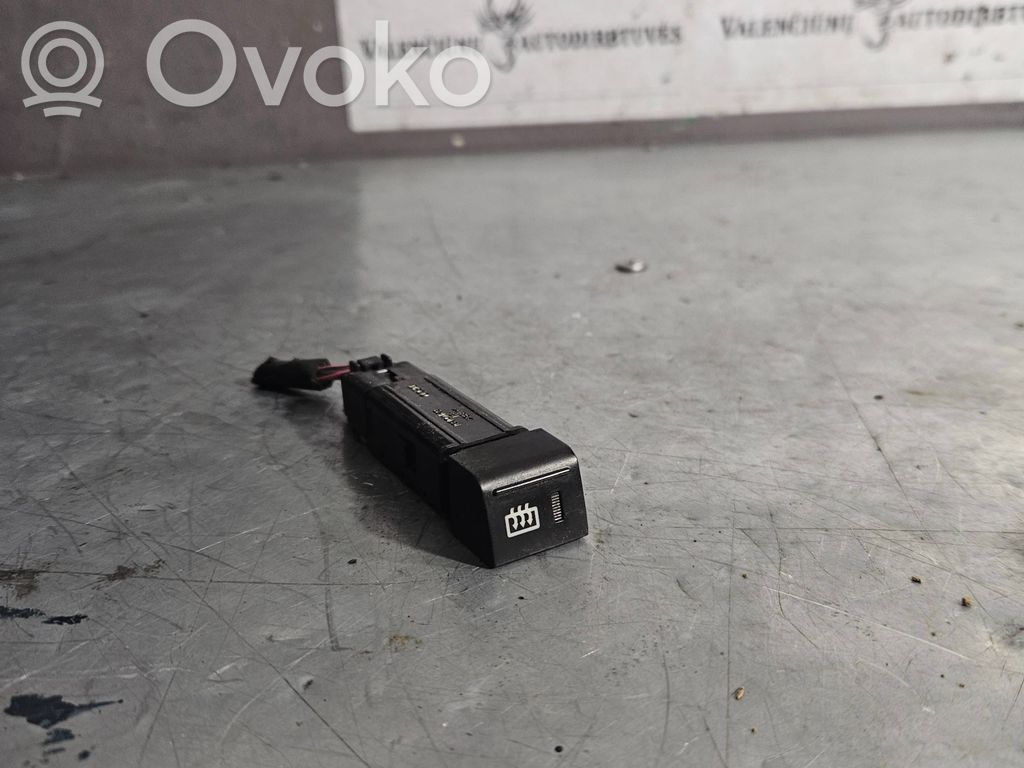 Hyundai Getz Windscreen/window heater switch 