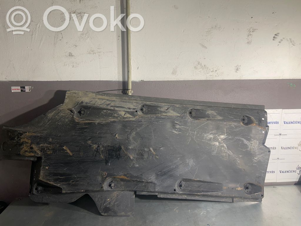 Audi A1 Protección inferior lateral 