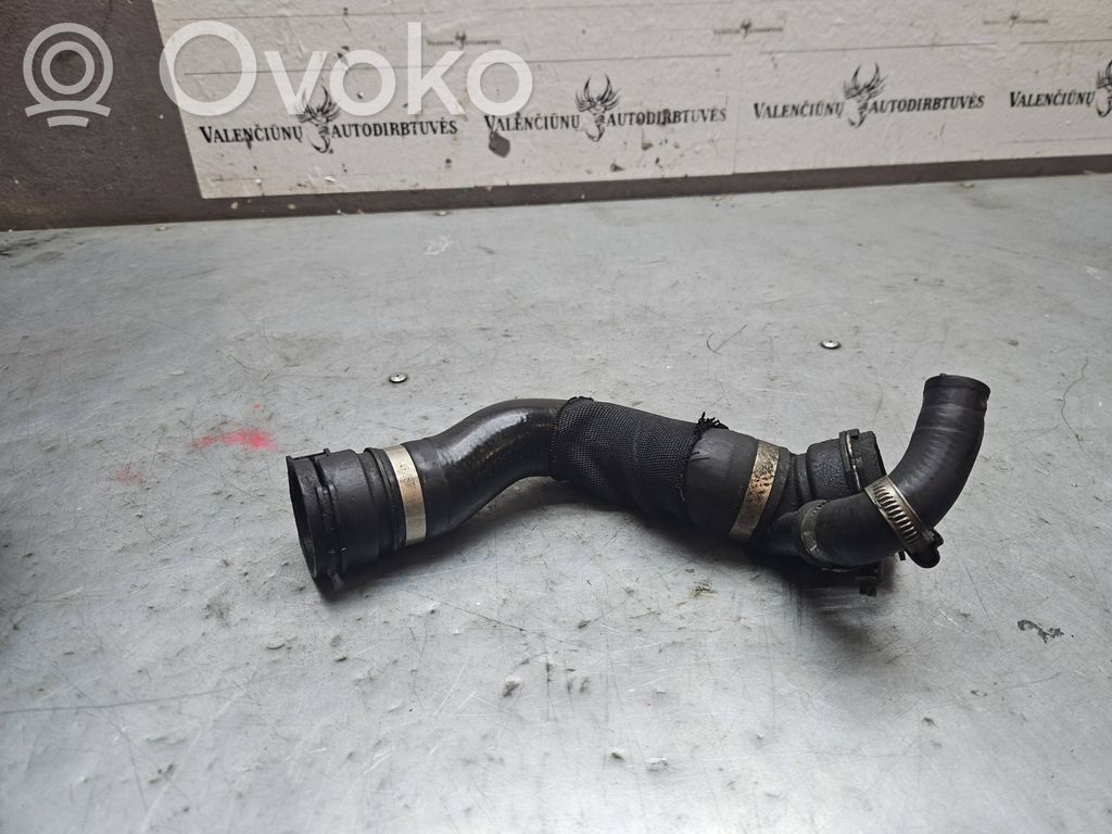 BMW 1 E81 E87 Engine coolant pipe/hose 