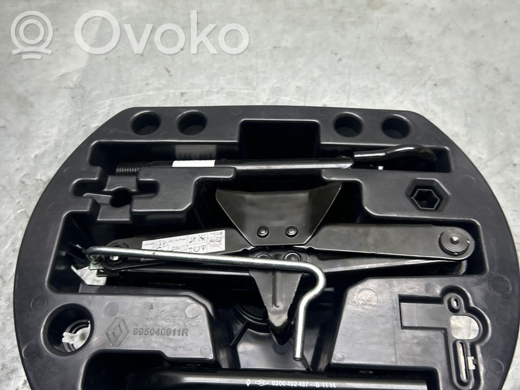 Renault Captur Tool set 