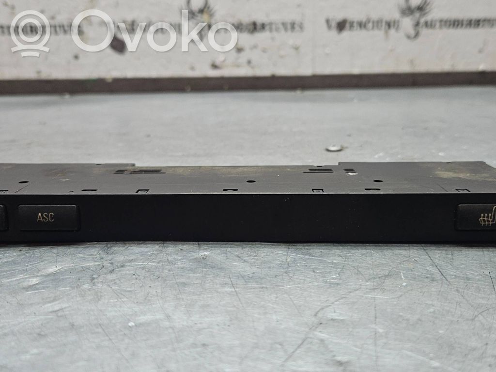 Seat heating switch   8373712